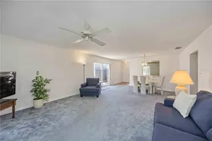 4231 Center Gate Ln, Sarasota, FL 34233 - Photo 9