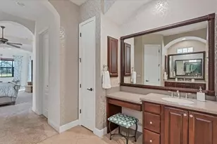 7833 Valderrama Way, Lakewood Ranch, FL 34202 - Photo 21