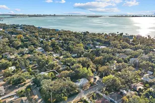 1010 Indian Beach Dr Dr, Sarasota, FL 34234 - Photo 33