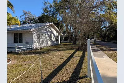 1010 Indian Beach Drive Drive, Sarasota, FL 34234 - Photo 15