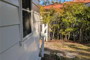 1010 Indian Beach Dr Dr, Sarasota, FL 34234 - Photo 49