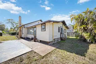 2710 3rd Ave W, Bradenton, FL 34205 - Photo 41