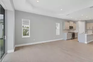 2617 Star Apple Wy, Sarasota, FL 34240 - Photo 5