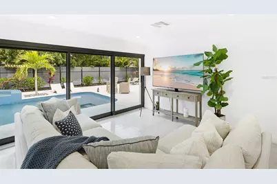 526 Bird Key Drive, Sarasota, FL 34236 - Photo 15