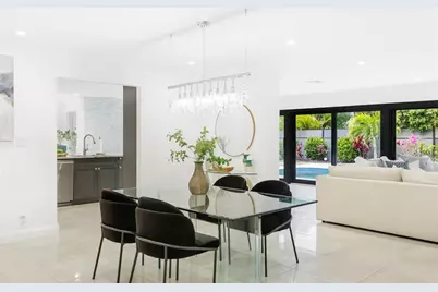 526 Bird Key Drive, Sarasota, FL 34236 - Photo 9