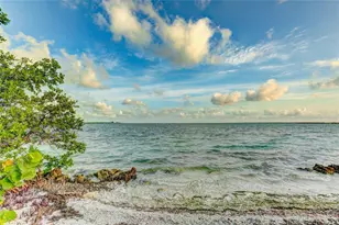 526 Bird Key Dr, Sarasota, FL 34236 - Photo 79