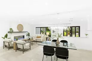 526 Bird Key Dr, Sarasota, FL 34236 - Photo 13