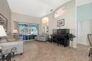 8972 Huntington Pointe Dr, Sarasota, FL 34238 - Photo 3