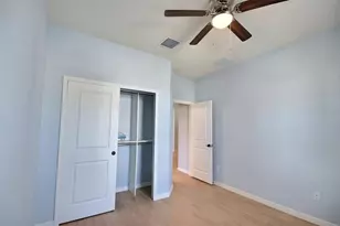 10550 Piedra Dr, Palmetto, FL 34221 - Photo 11