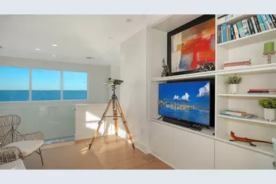 3530 Mistletoe Lane, Longboat Key, FL 34228 - Photo 29