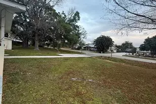 1327 SE Vermont Ave, Arcadia, FL 34266 - Photo 15