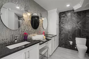 19 Whispering Sands Dr, Sarasota, FL 34242 - Photo 25