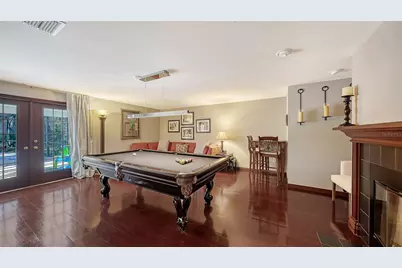 3783 Beneva Oaks Boulevard, Sarasota, FL 34238 - Photo 11