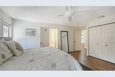 3783 Beneva Oaks Boulevard, Sarasota, FL 34238 - Photo 25