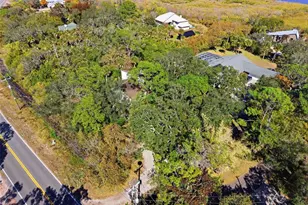 2070 S Courtenay Pkwy, Merritt Island, FL 32952 - Photo 37