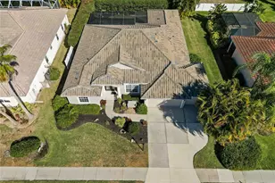 7451 Roxye Ln, Sarasota, FL 34240 - Photo 5