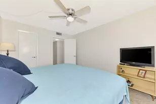 102 Capri Isles Blvd, Venice, FL 34292 - Photo 25