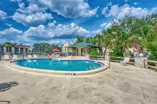 102 Capri Isles Blvd, Venice, FL 34292 - Photo 37