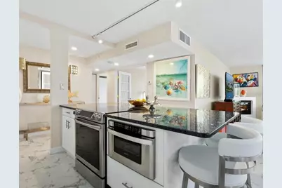 707 S Gulfstream Avenue #301, Sarasota, FL 34236 - Photo 7