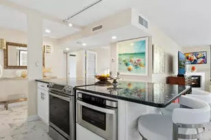 707 S Gulfstream Ave, Sarasota, FL 34236 - Photo 7