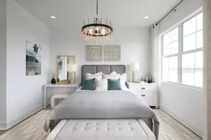 9910 Key Haven Rd, Seminole, FL 33777 - Photo 13