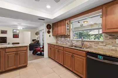 1306 70th Street W, Bradenton, FL 34209 - Photo 15