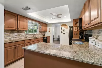1306 70th Street W, Bradenton, FL 34209 - Photo 17
