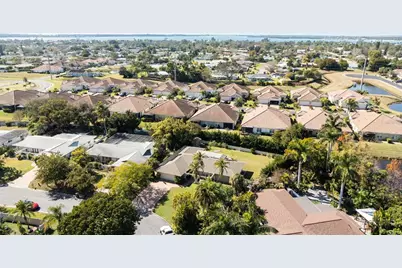 1306 70th Street W, Bradenton, FL 34209 - Photo 3