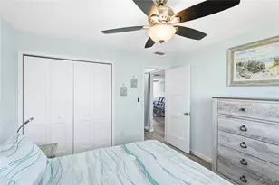 12538 SW Kingsway Cir, Lake Suzy, FL 34269 - Photo 11