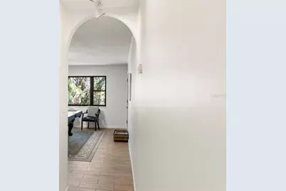 804 Pennsylvania Way, Sarasota, FL 34243 - Photo 9