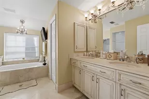 2304 Goya Dr, Nokomis, FL 34275 - Photo 13