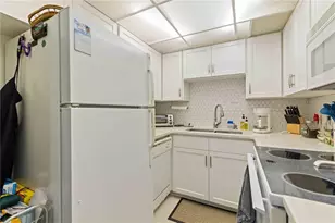 244 Saint Augustine Ave, Venice, FL 34285 - Photo 13