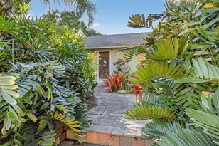 2612 Mulberry Terrace, Sarasota, FL 34239 - Photo 3