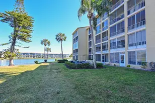 3563 Lake Bayshore Dr, Bradenton, FL 34205 - Photo 41