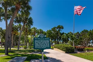 548 Gunwale Ln, Longboat Key, FL 34228 - Photo 55
