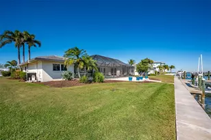 548 Gunwale Ln, Longboat Key, FL 34228 - Photo 41