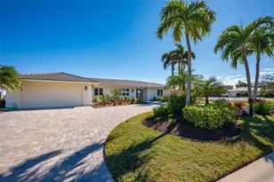 548 Gunwale Ln, Longboat Key, FL 34228 - Photo 47