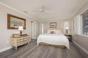 548 Gunwale Ln, Longboat Key, FL 34228 - Photo 21