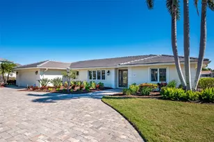 548 Gunwale Ln, Longboat Key, FL 34228 - Photo 11