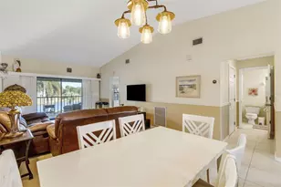 4514 Weybridge, Sarasota, FL 34235 - Photo 11