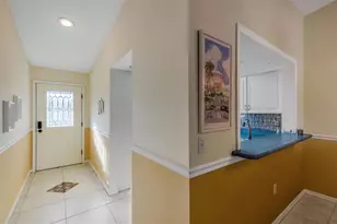 4514 Weybridge, Sarasota, FL 34235 - Photo 3