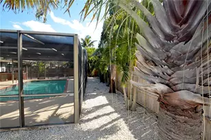 1313 Mango Ave, Venice, FL 34285 - Photo 27