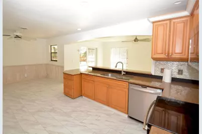 1313 Mango Avenue, Venice, FL 34285 - Photo 11