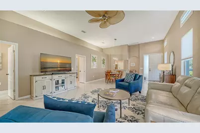 4028 Jardin Lane, Sarasota, FL 34238 - Photo 11