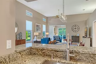 4028 Jardin Ln, Sarasota, FL 34238 - Photo 21