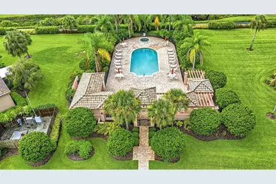 4028 Jardin Lane, Sarasota, FL 34238 - Photo 45