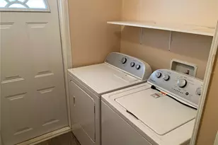 121 Mockingbird Ln, Ellenton, FL 34222 - Photo 9