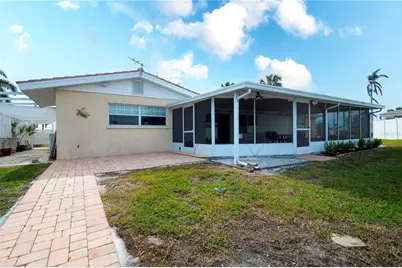 9820 Royal Palm Drive, Bradenton, FL 34210 - Photo 33