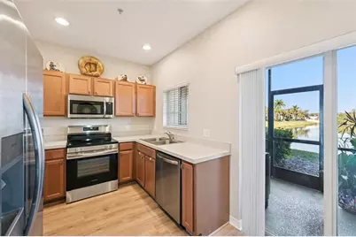 3715 45th Terrace W #103, Bradenton, FL 34210 - Photo 9