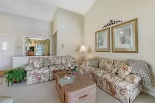 3941 Prairie Dunes Dr, Sarasota, FL 34238 - Photo 7